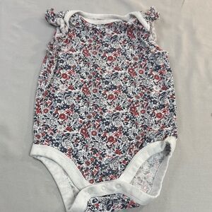 GAP - Floral Baby Short Sleeve Onesie Top